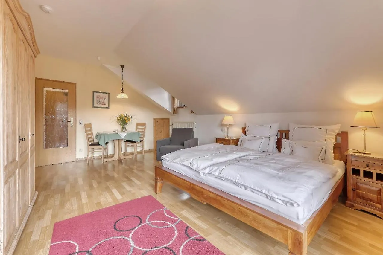 Haus Jägerfleck, Ihre Ferienwohnungen am Nationalpark Bayerischer Wald Spiegelau 0*,